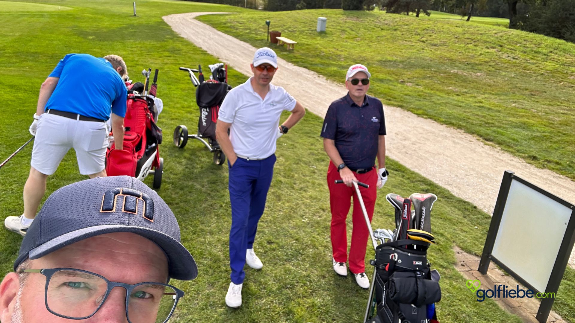 Michael, Andreas, Fred und Matthias Zu Besuch auf dem Green Eagle Golf Course Porsche Nord Course Golfliebe.com (5)