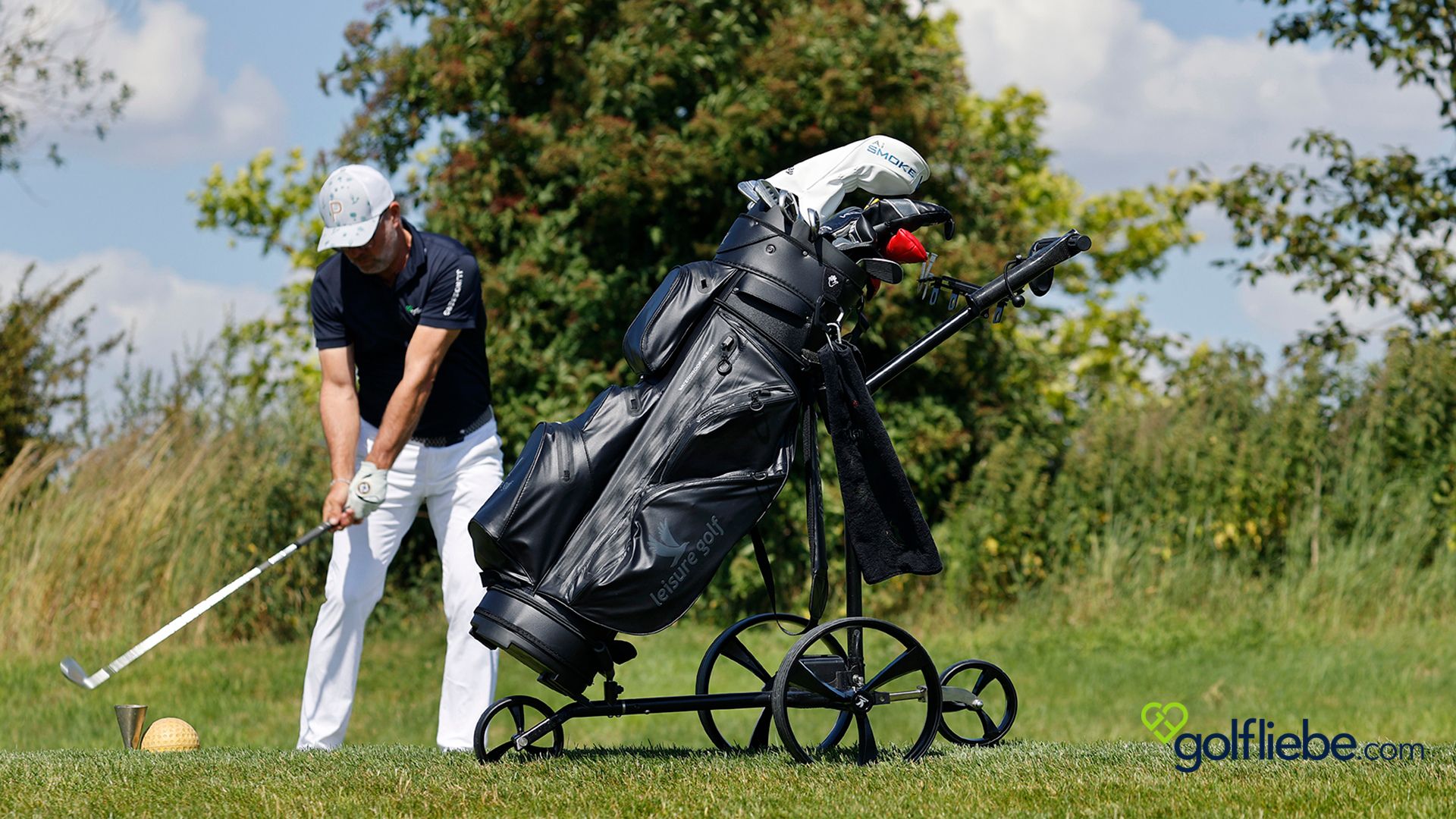 Elektro Golftrolley X-Flat Schwarz im Test